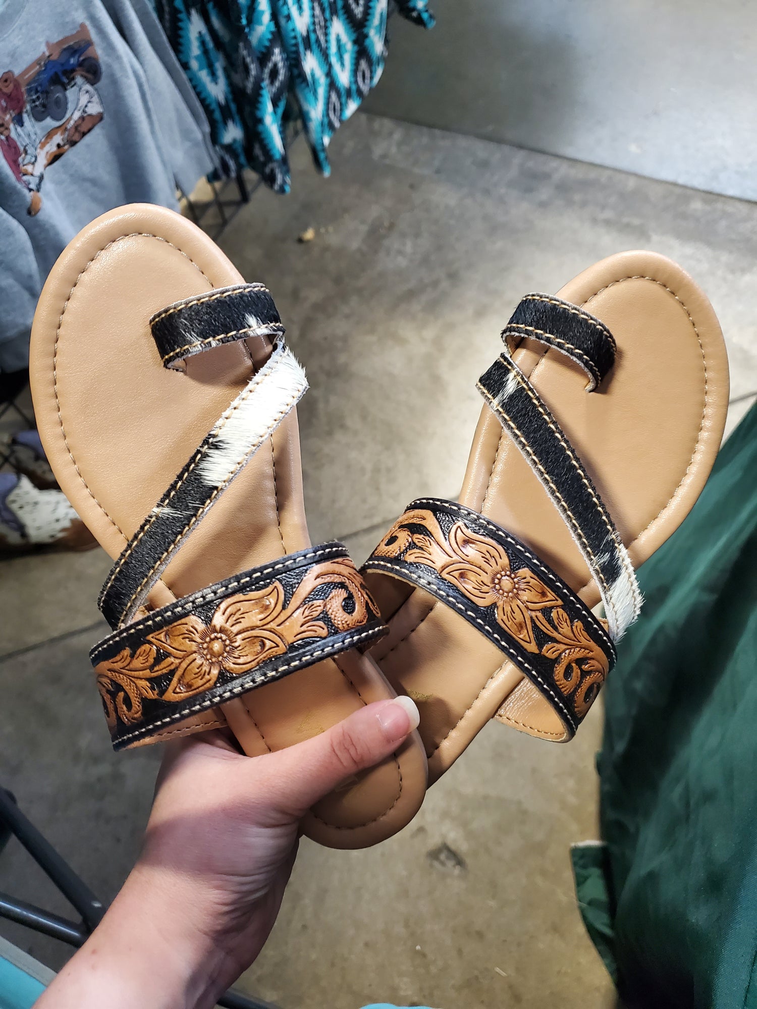 Accessories & Gifts