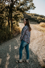 Load image into Gallery viewer, Punch of Lavender Women&#39;s Button Up Top